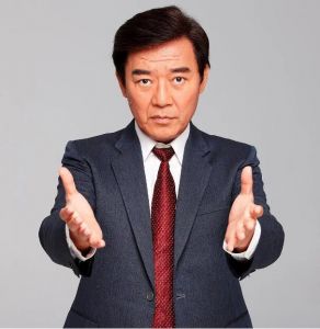 李立群