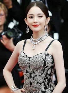 古力娜扎