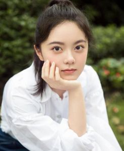 赵今麦