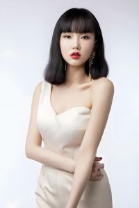黄龄